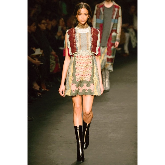 $2000 Valentino patent leather rebelle boots 37 - Picture 3 of 8